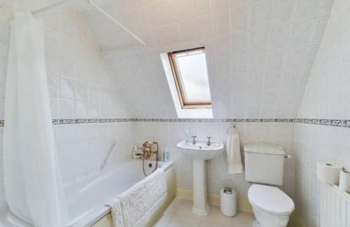 Staines House | The Penton Guest House