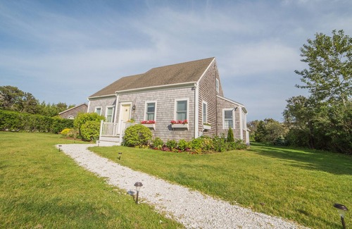 West of Town House | The Perfect Nantucket Rental! 3 BR, 2Bath, With Heated Pool & Spacious Yard!