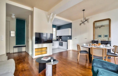 Sorbonne Apartment | The Perfect Parisian Flat Bd St-Germain - Mid Term