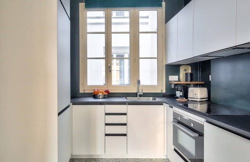 Sorbonne Apartment | The Perfect Parisian Flat Bd St-Germain - Mid Term