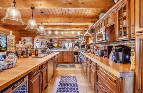 Essex Junction Cabin | The Perfect Vermont Real Log Cabin House.