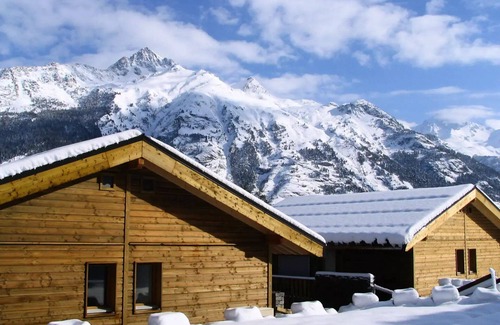 Villarodin-Bourget Ski Chalet | The Petit Bonheur Chalets - SMALL BONHEUR COTTAGES - CHT93