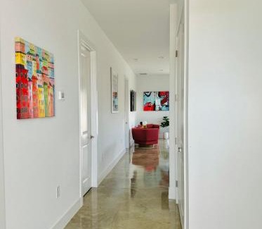 East Naples House | The Pickleball Haven of Naples - Gray Supreme
