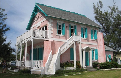North Palmetto Point Cottage | The Pink Sand Cottage, Private Cozy Cottage, Right on the Beach!