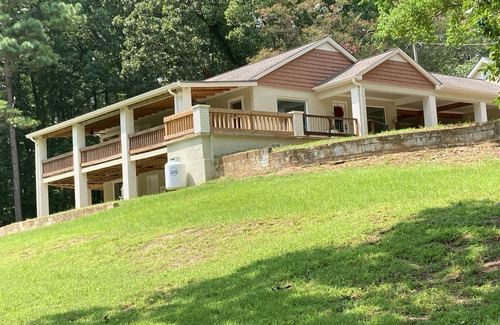 Columbus House | The Porch House is New!