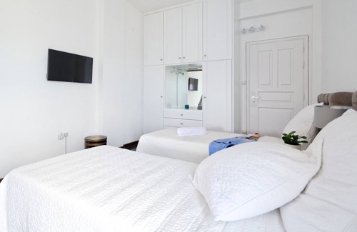 Saronida Villa | The Private bay
