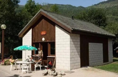 Aston Villa | THE PROGRESS * - Cottage 4 people