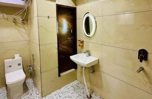 Delhi Cantonment Apartment | The Puzzle by Prahar Homes Apt 8