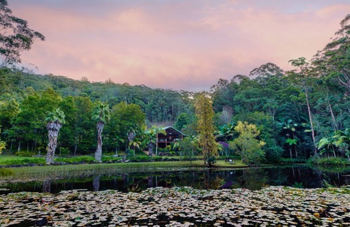 Martinsville House | The Quarry Retreat, Hidden Oasis near The Hunter