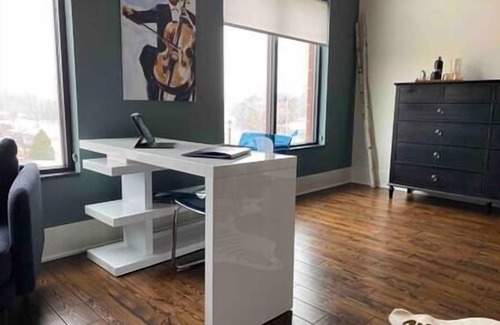 Grafton Apartment | The Quarters | Suite 5