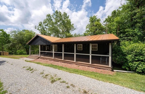 Creola House | The Ranch House sleeps 7