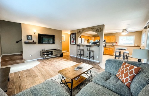 Colorado Springs House | The Red Barn Mountain House