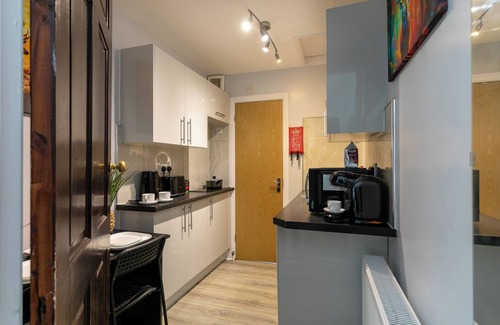 Leicester Apartment | The Regent - Stylish Luxury Studio near Leicester City Centre, DMU and LRI