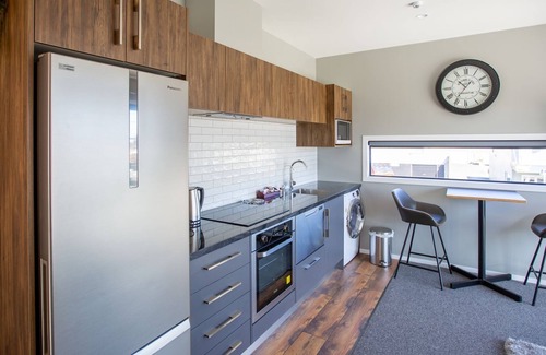 Fitzroy Apartment | The Residence Apartment Two with Spa Bath