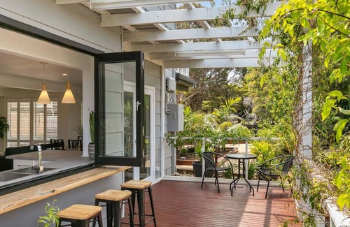 Cowes House | The Resort at 222