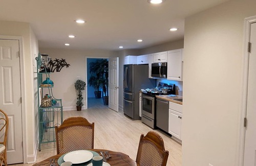 Germantown Apartment | The Retreat at Davis Mill: A recently rebuilt 7,500 sq' estate set on 5 acres.