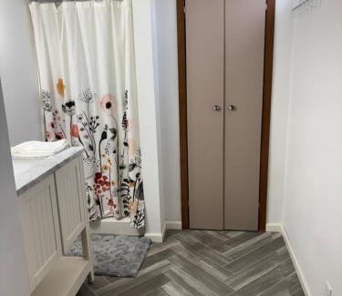 Cherokee House | The retreat on 1st Street