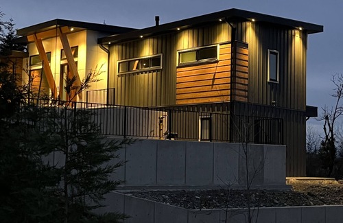 Regional District of Nanaimo Apartment | The Ridge Suite-Vancouver Island