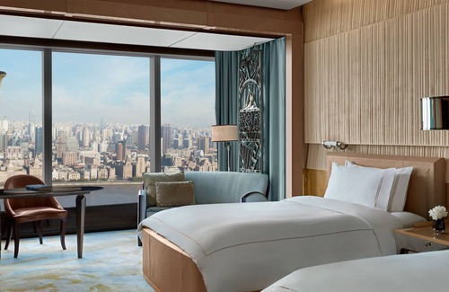 Downtown Shanghai Hotel | The Ritz-Carlton Shanghai, Pudong