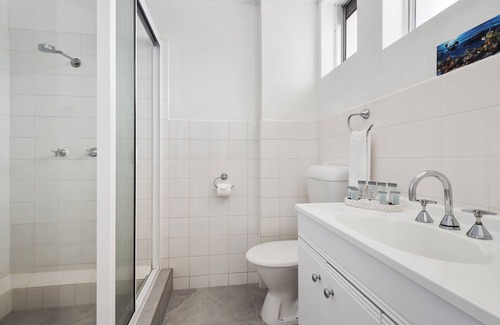 Townsville Hotel | The Robert Towns