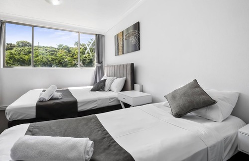 Townsville Hotel | The Robert Towns