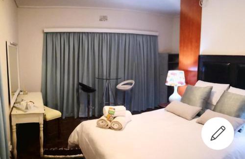 Somerset West House | The Room