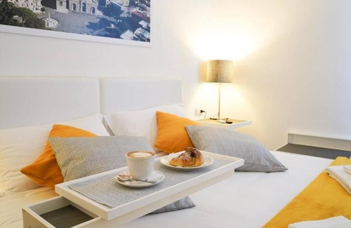 Messina House | The Rooms of Piazza Cairoli, Luxury Triple Room