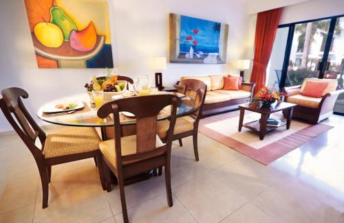 Zona Hotelera Resort | The Royal Cancun All Suites Resort