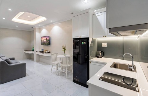 Phu My Hung Apartment | The Royal Homies - Phu My Hung