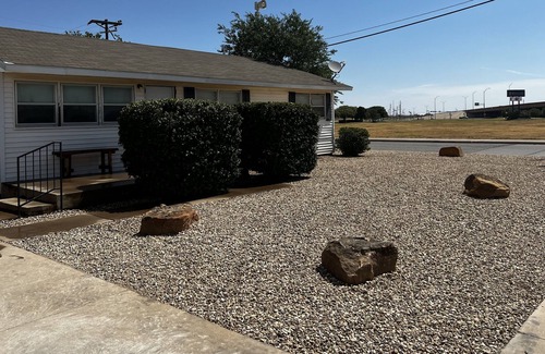 North by Northwest House | The Rustic Hippie 3 bed 2 bath near Tech and Medical District