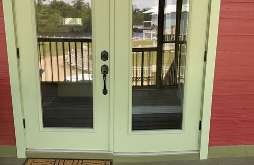 Steinhatchee House | The Salty Siren- Steinhatchee Landing Resort Sleeps 9 -New High Speed Internet