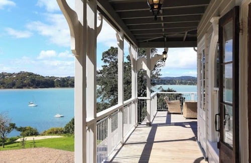 Oneroa House | The Sanctuary | Stay Waiheke