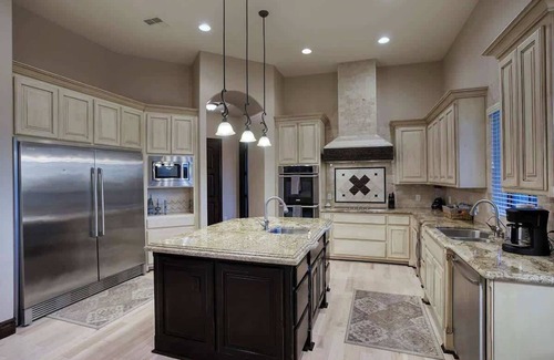 East Mesa House | The Sanctuary Summary