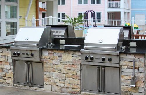 Sandbridge Apartment | The Sanctuary - Summer Daze B212