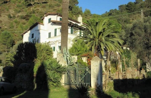 San Biagio della Cima Apartment | The Sea - White House