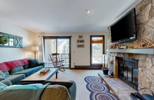 West Dover Apartment | The Seasons G27