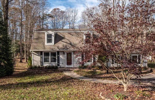 Fredericksburg House | THE SERENE COTTAGE.