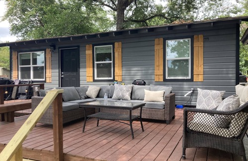 Mineola Cabin | The Serene Getaway