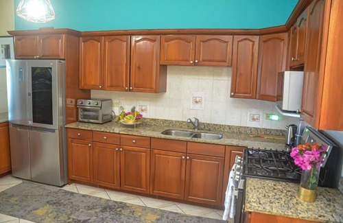 Montego Bay Apartment | The Shallhome