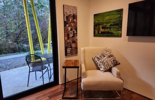 Madeira Park House | The Shed at Moon Dance