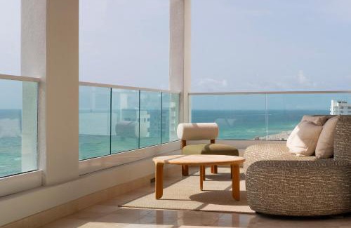 City Center Resort | The Shelborne by Proper, a Member of Design Hotels