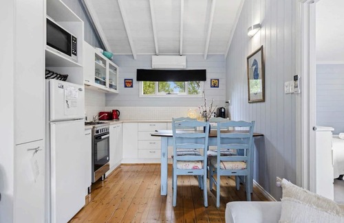 Rye Cottage | The Shell Croft - 250m from the bay beach. - Cosy Cottage by the Sea