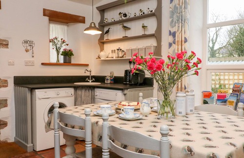 Gooseham Cottage | THE SHIPPEN, pet friendly, character holiday cottage in Kilkhampton