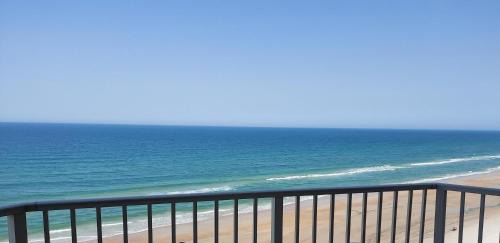 Daytona Beach Shores House | The Shores Club 1105