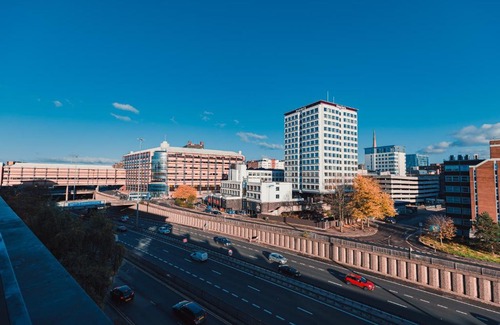 Glasgow Westend Apartment | The Skyline Suite - *Private Balcony* *Views*