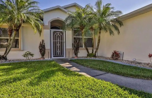 Port Orange House | The Sleep Inn (1Br/Bath + Kitchen)