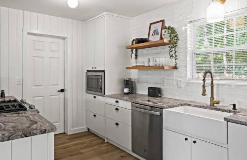 Smyrna House | The Smyrna Hangout