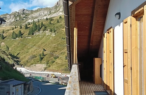 Passo Rolle Apartment | The Snowy Flea - Rolle Pass