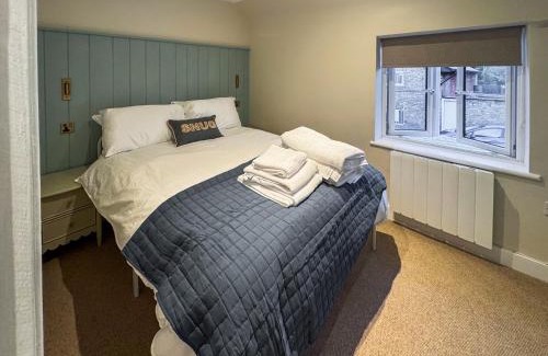 Stratford Saint Mary House | The Snug Cottage