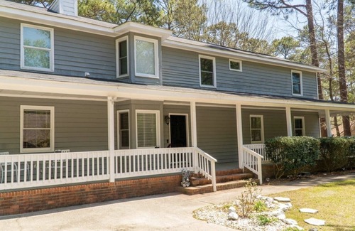 Harbison House | The Spacious Harbison Modern Castle